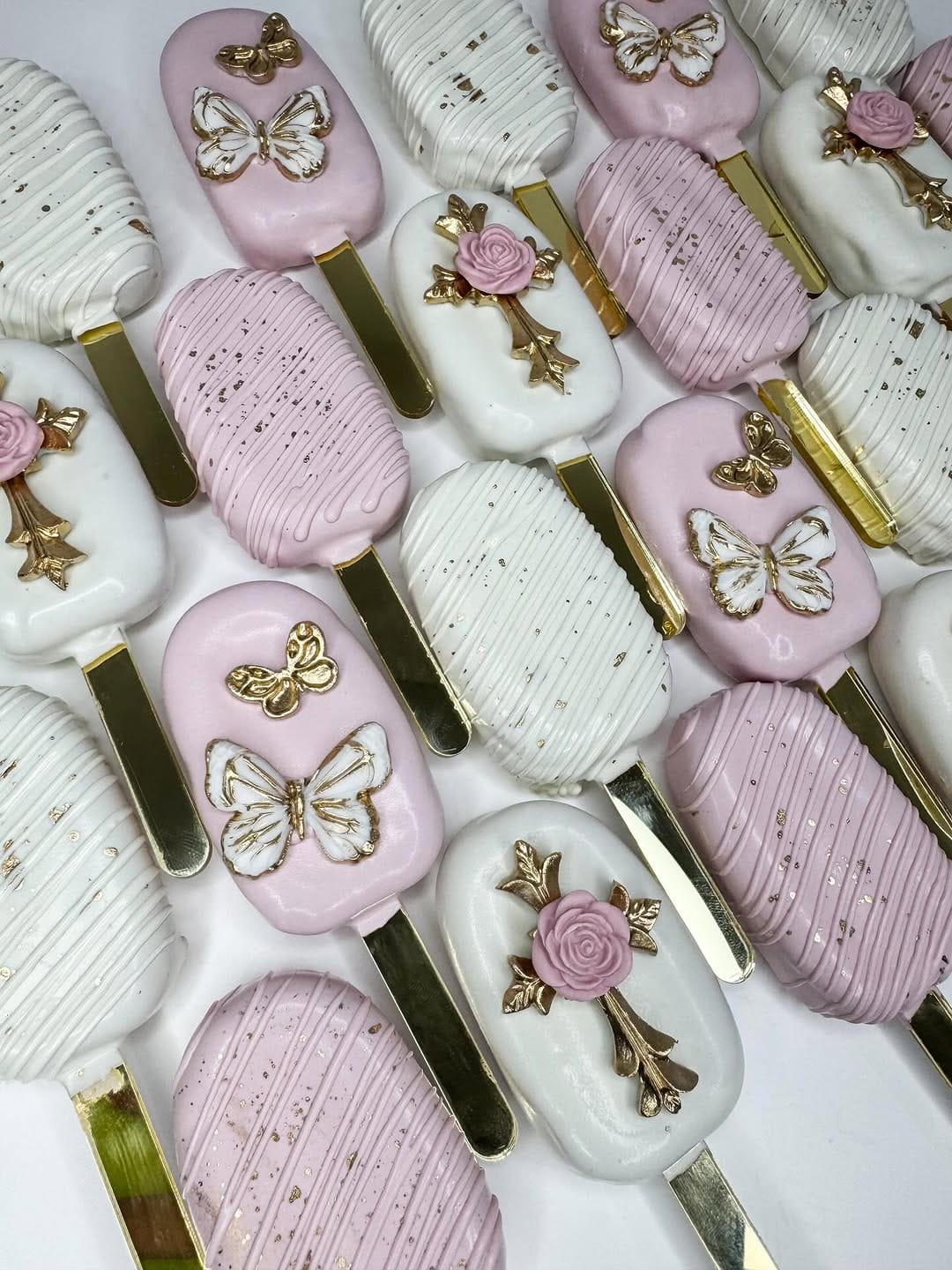 Post 7 by ♡ 𝕕𝕚𝕡 & 𝕕𝕣𝕚𝕫𝕫𝕝𝕖 𝕤𝕨𝕖𝕖𝕥 𝕥𝕣𝕖𝕒𝕥𝕤 ♡ on Instagram (carousel)
