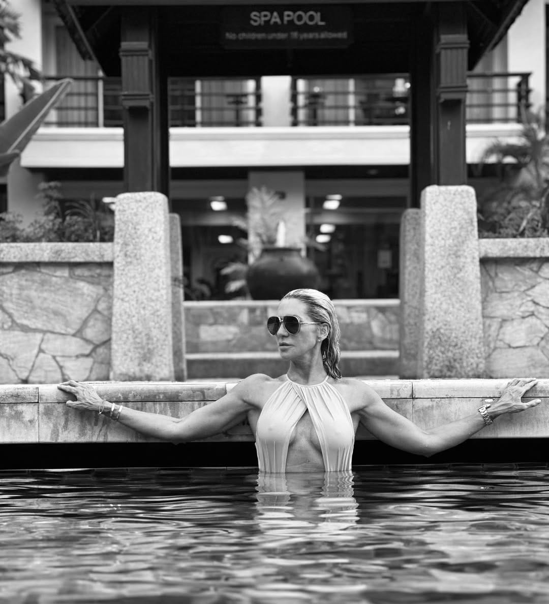Post 9 by Carolin Dahmen on Instagram (image)