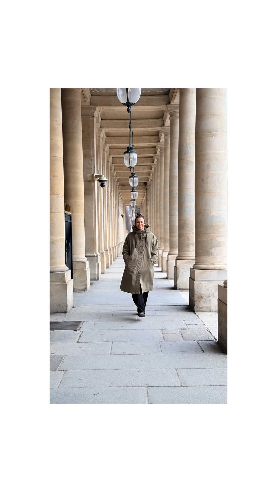 Post 2 by Valeska Levinia on Instagram (video)