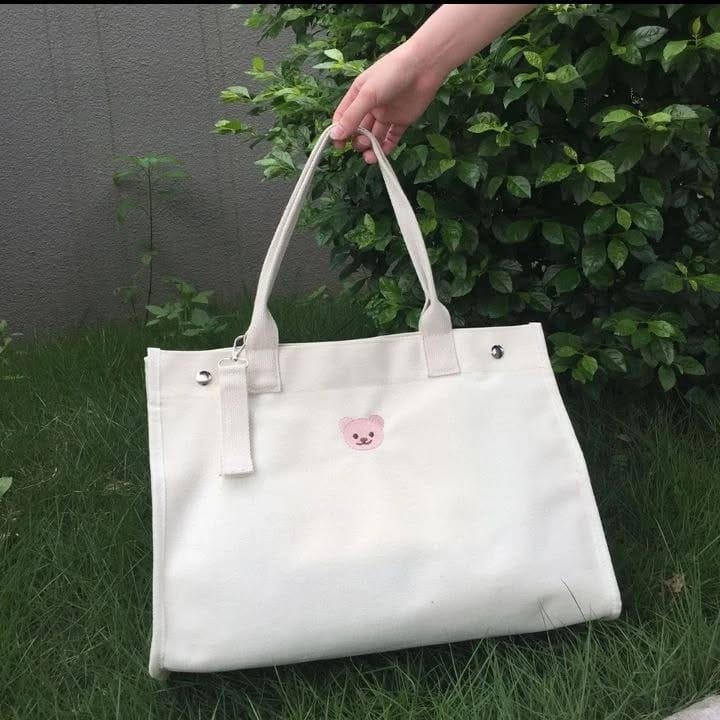 Post 3 by Maternity Products  🇬🇧 on Instagram (carousel)