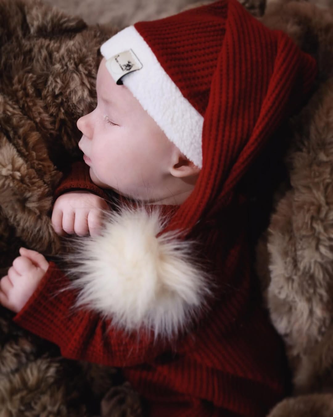 Post 6 by Becky Wiens | Canadian Wedding Photographer on Instagram (image)