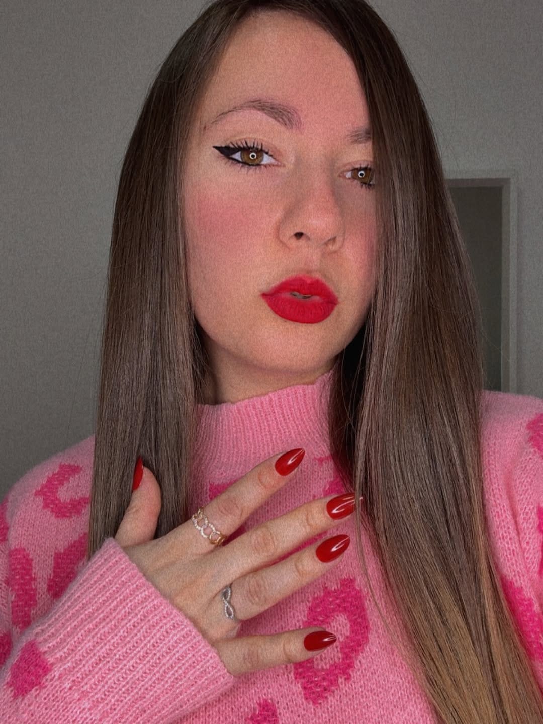 Post 2 by 𝑀𝒾𝓇𝒾𝒶𝓂 𝒟𝒾 𝒞𝒶𝓇𝓁𝑜 on Instagram (image)