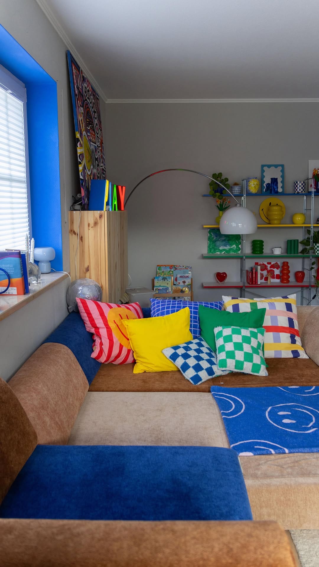 Post 9 by Snooze Project on Instagram (video)