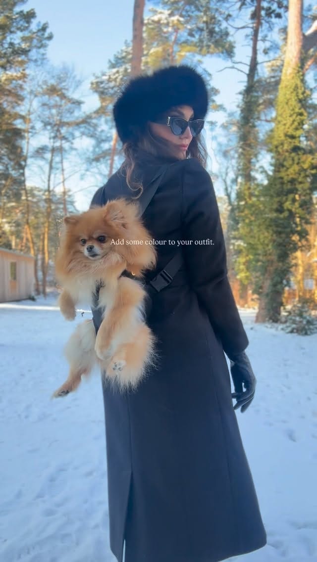 Post 5 by Niki Peristeri on Instagram (video)