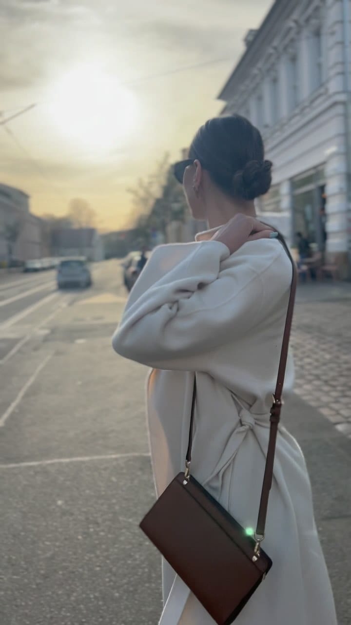 Post 9 by Niki Peristeri on Instagram (video)