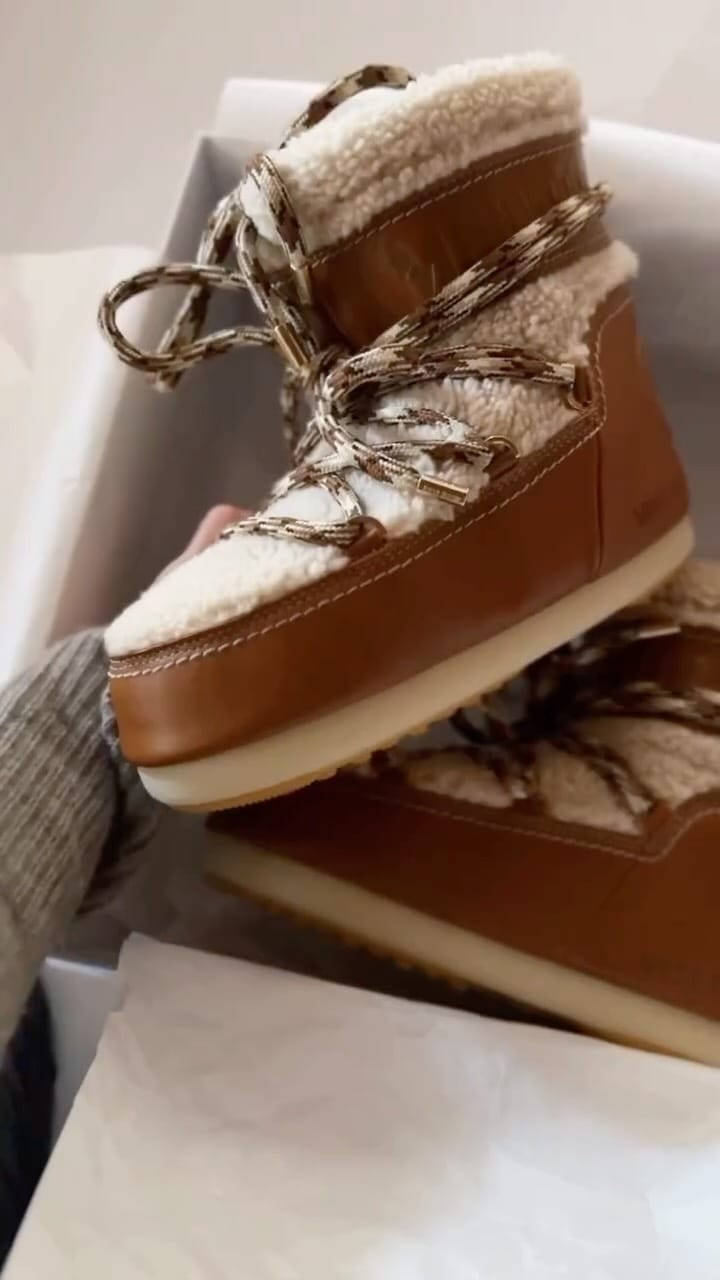 Post 6 by Dr. Alexandra Siedschlag on Instagram (video)