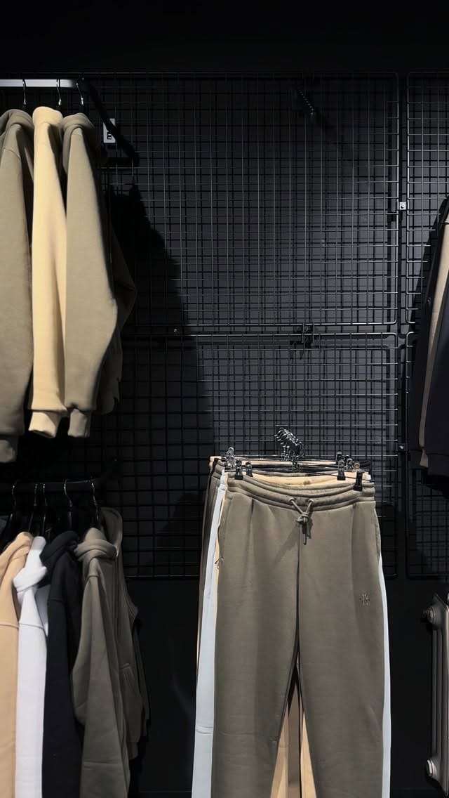 Post 7 by Men of Mayhem Flagship Store on Instagram (video)