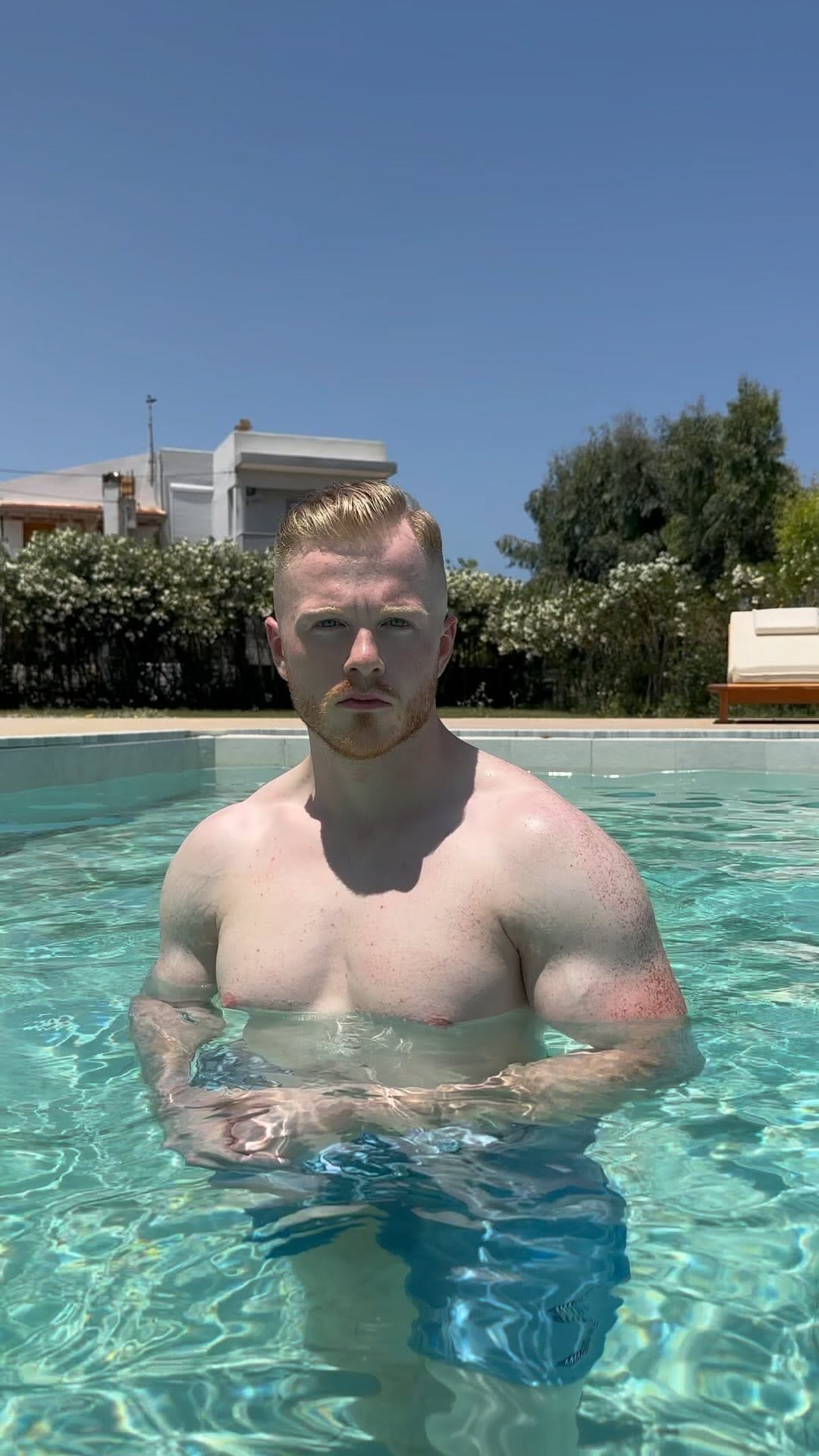 Post 10 by Jordy on Instagram (video)