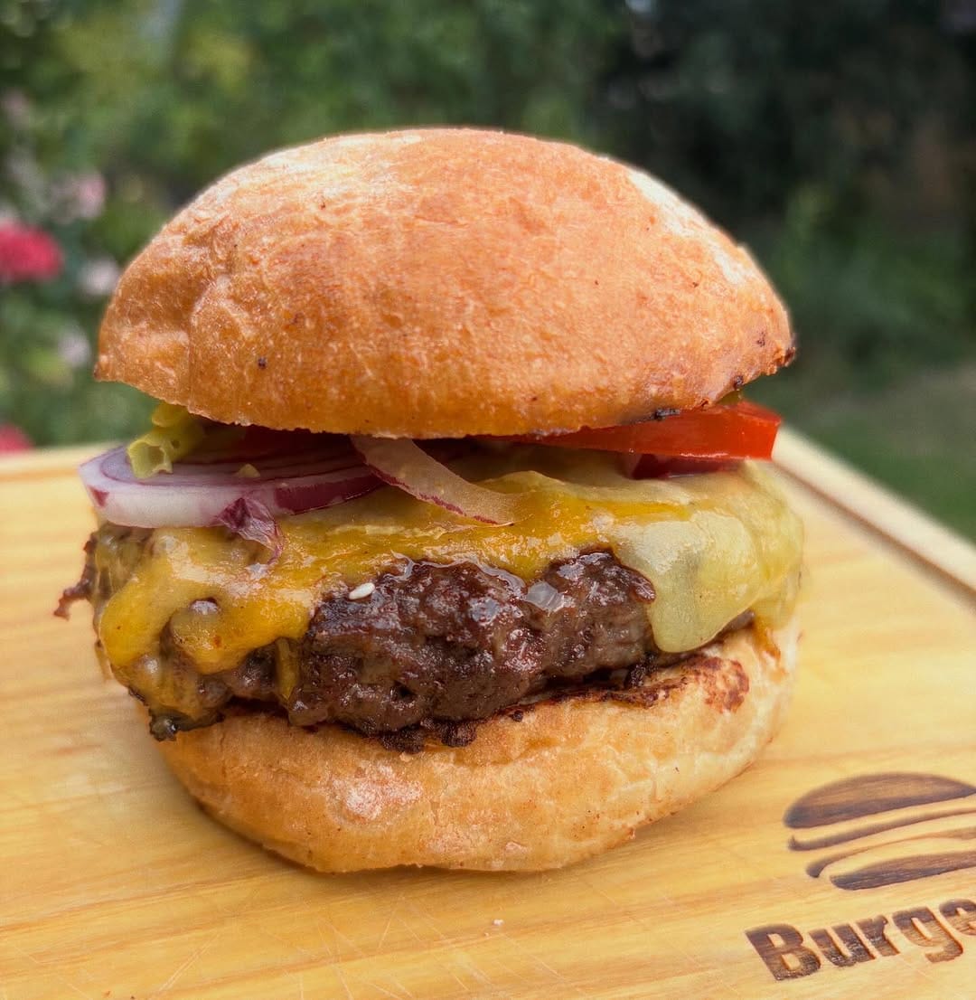 Post 2 by BurgerBunsBakery on Instagram (image)