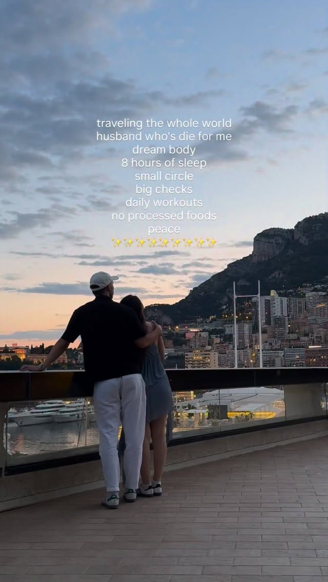 Post 1 by corporate girly 🖇️🗒️ on Instagram (video)