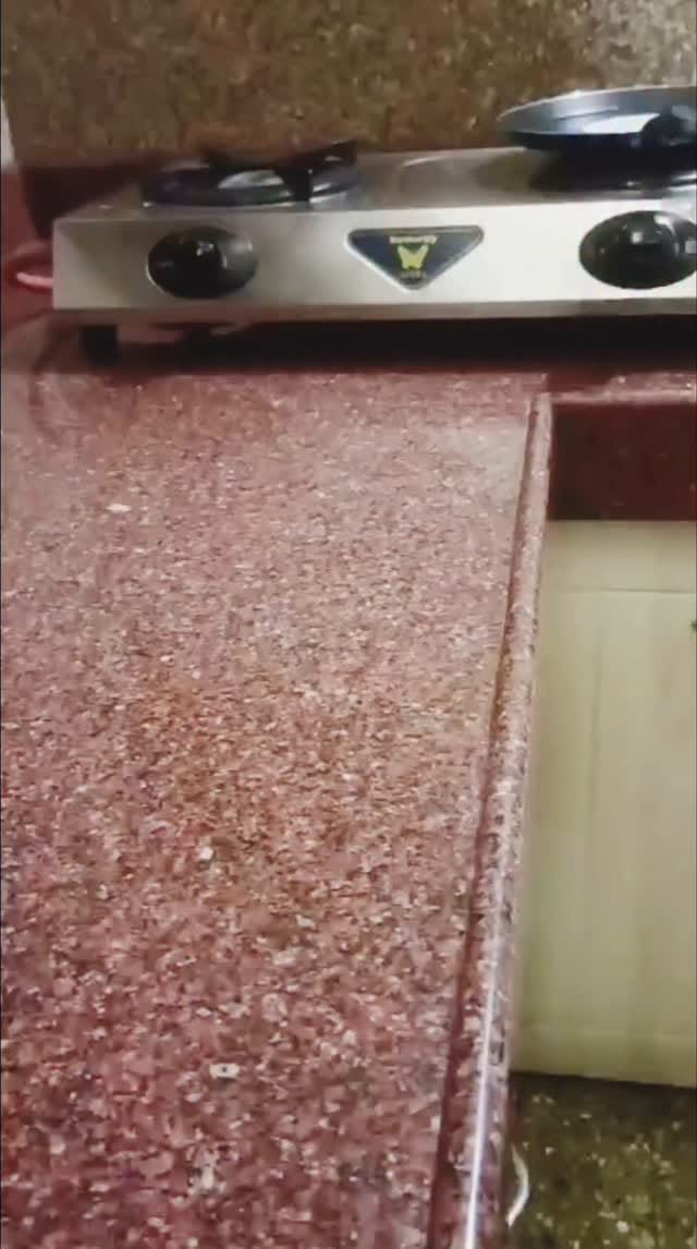 Post 7 by The Earth Store on Instagram (video)