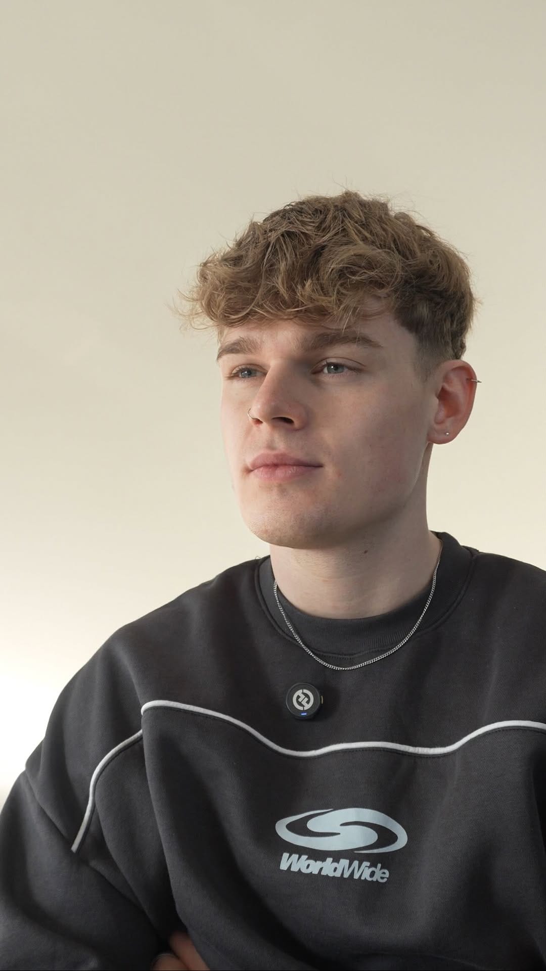 Post 3 by Philipp Georg on Instagram (video)