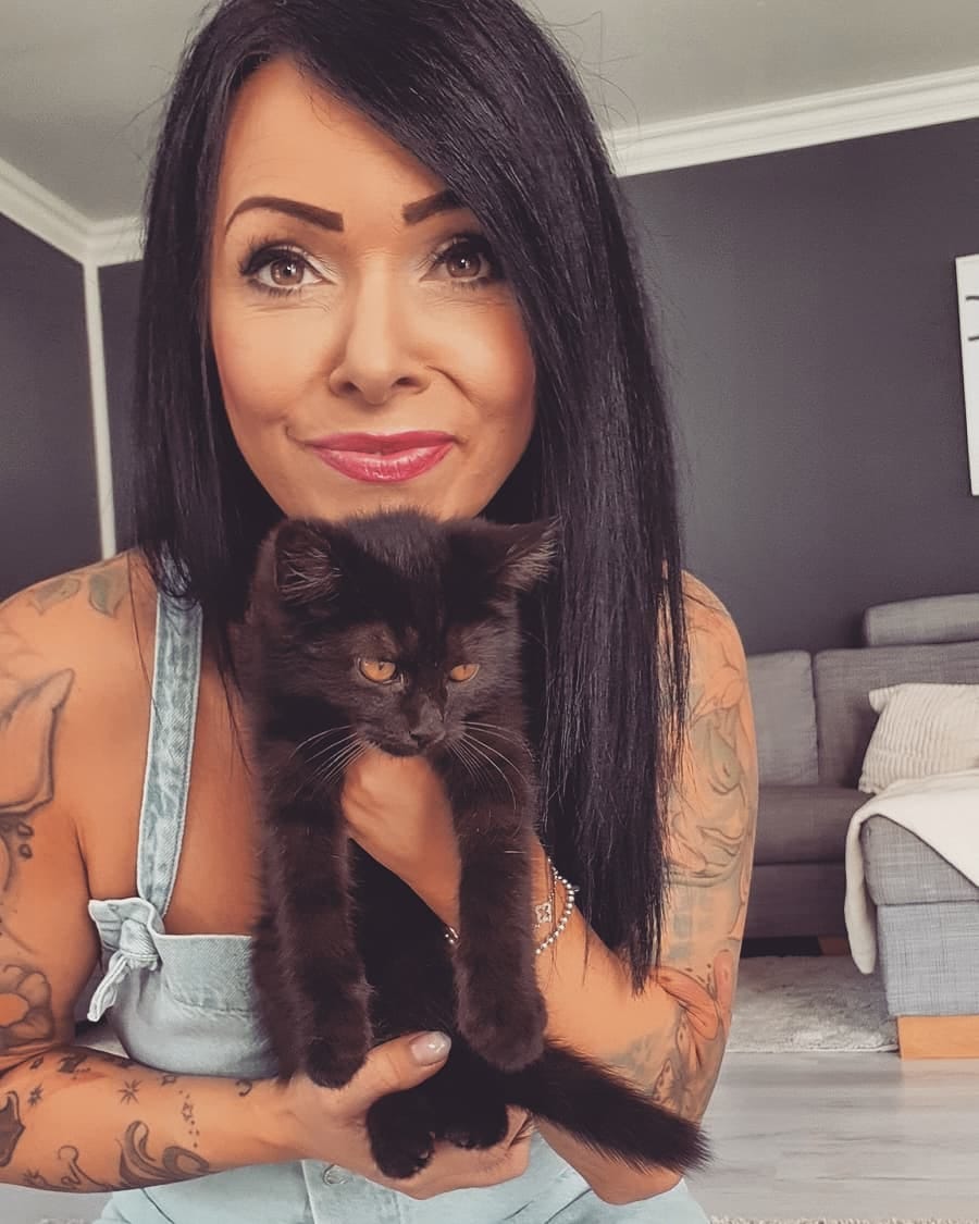 Post 8 by Nicole on Instagram (image)