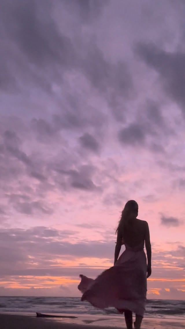 Post 2 by SUSERLIN on Instagram (video)