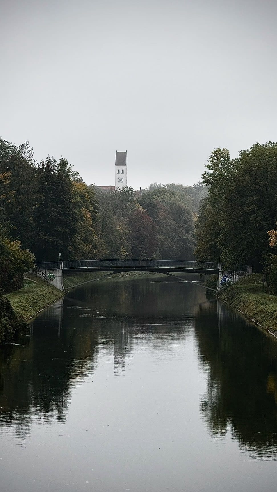 Post 10 by Opulent München on Instagram (video)