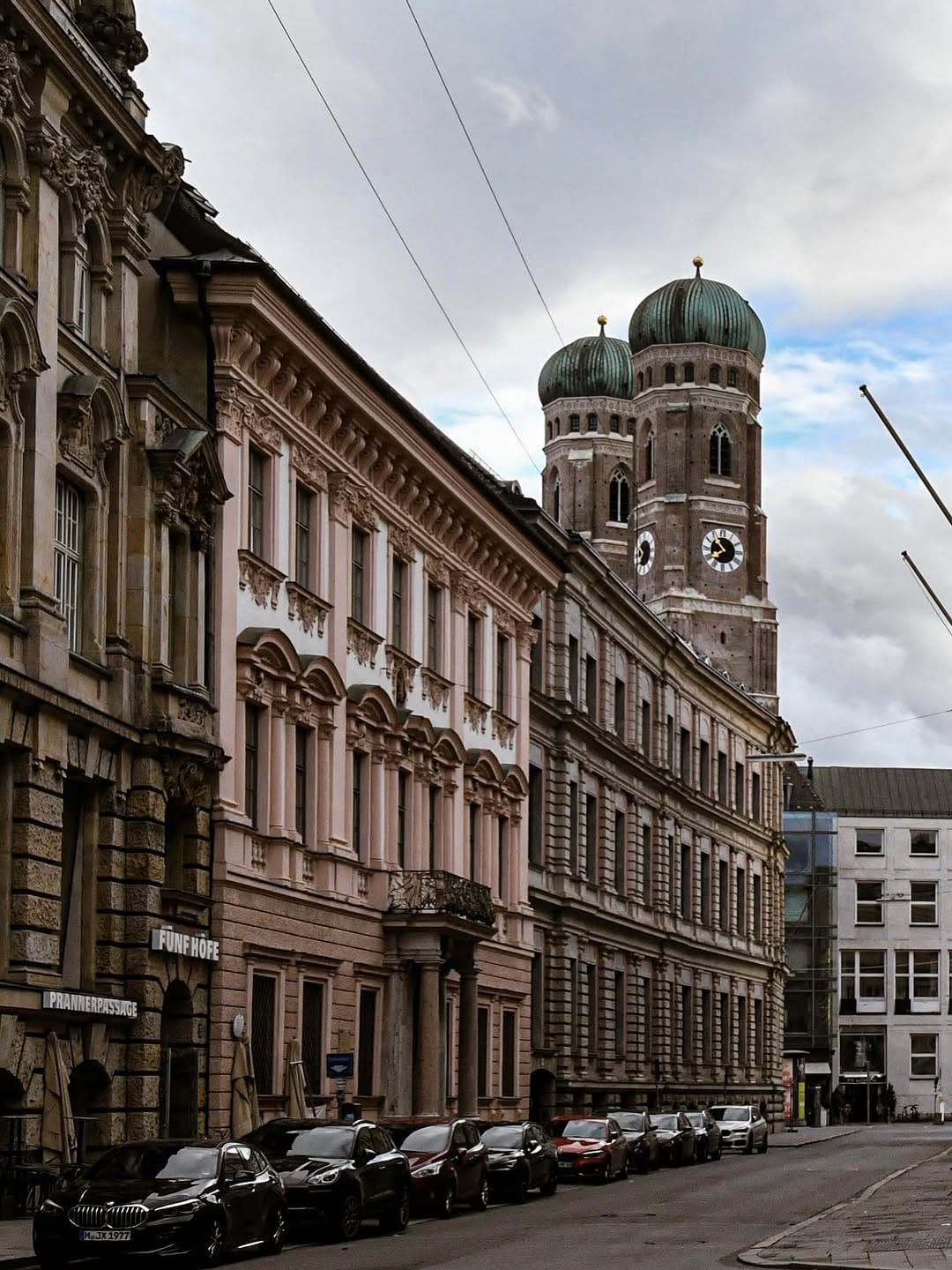 Post 9 by Opulent München on Instagram (image)