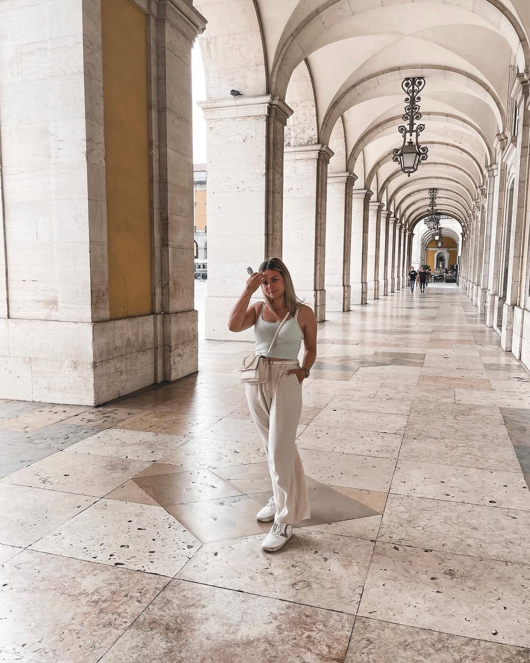 Post 6 by LIZZY on Instagram (carousel)
