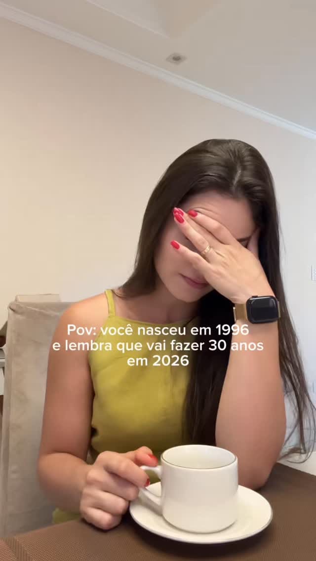 Post 6 by Thainá Prado | Fitness on Instagram (video)