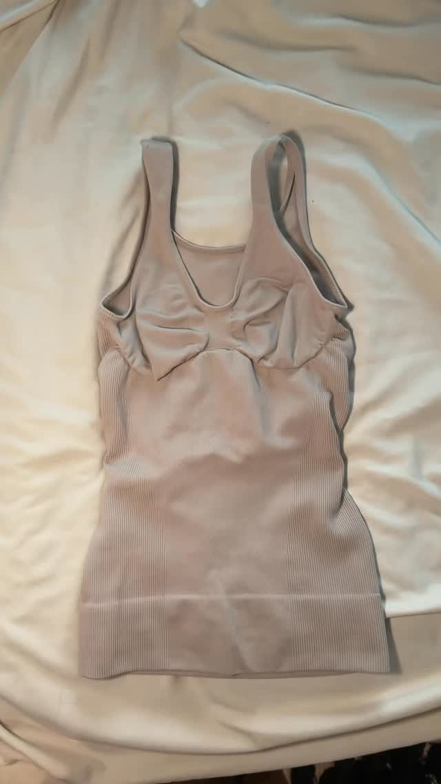 Post 8 by Farmacell USA: Italian-Made Shapewear & Functional Garments on Instagram (video)