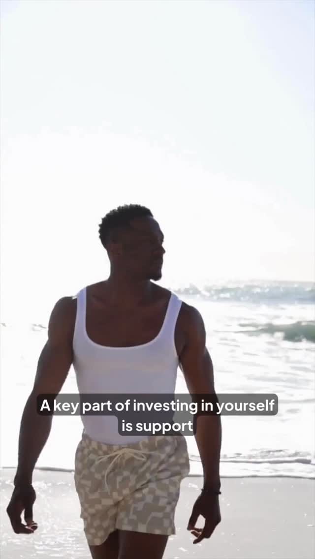 Post 7 by Farmacell USA: Italian-Made Shapewear & Functional Garments on Instagram (video)
