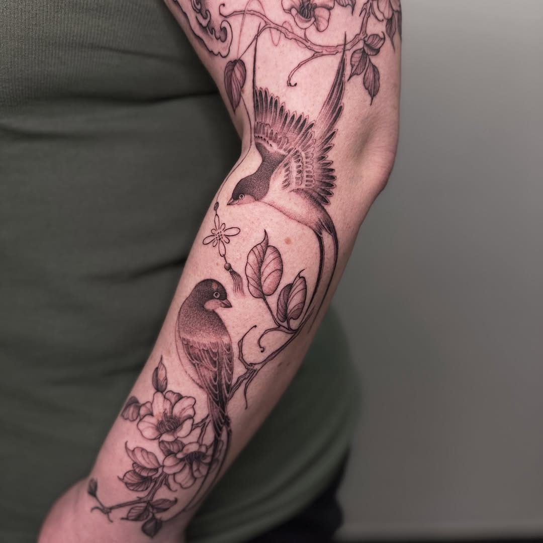 Post 4 by TATTOO MÜNCHEN/ SVITLANA🇺🇦 on Instagram (carousel)