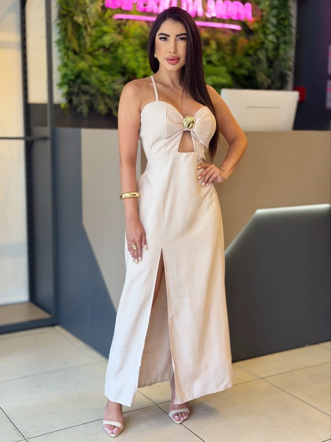 Post 3 by MODA FEMININA / A IMPÉRIO ARRASA! on Instagram (carousel)