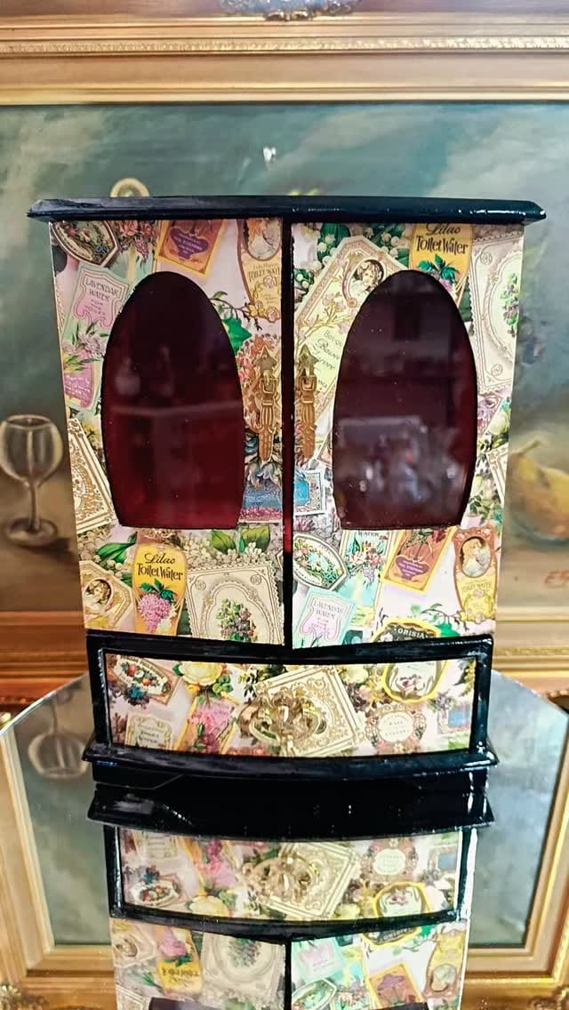 Post 4 by Ömer Eralp on Instagram (video)