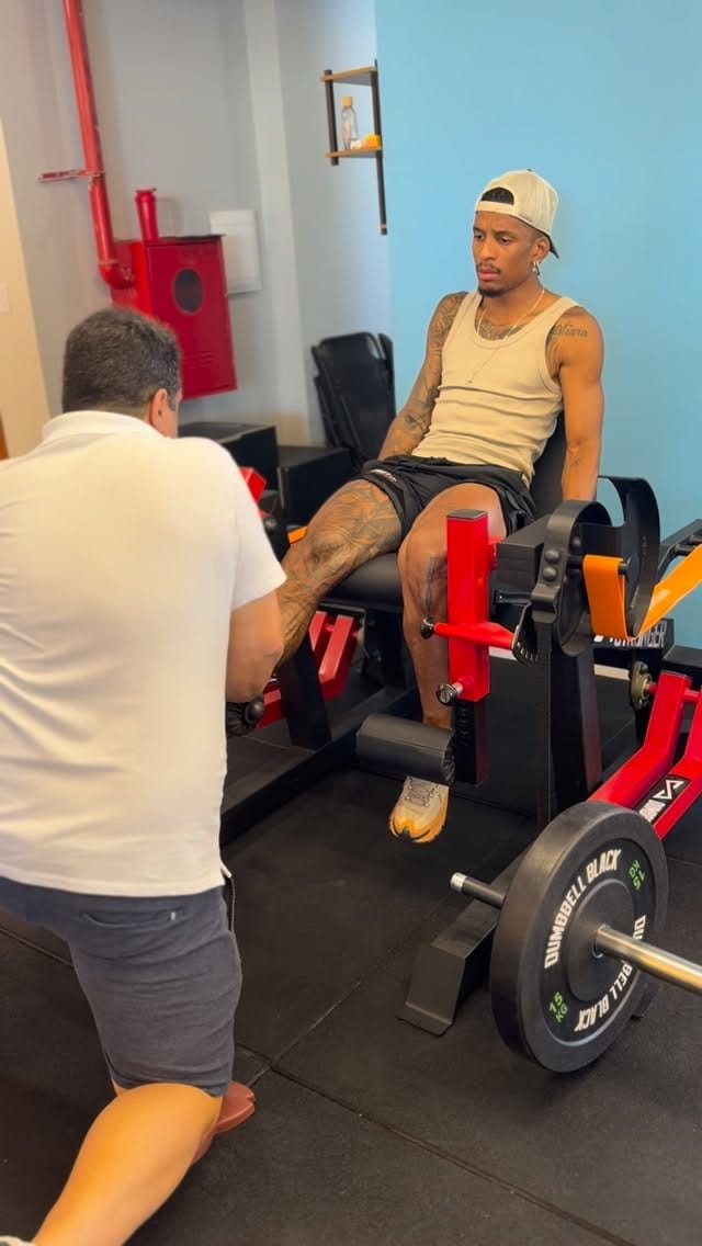 Post 5 by Loja de Equipamentos Fitness on Instagram (video)