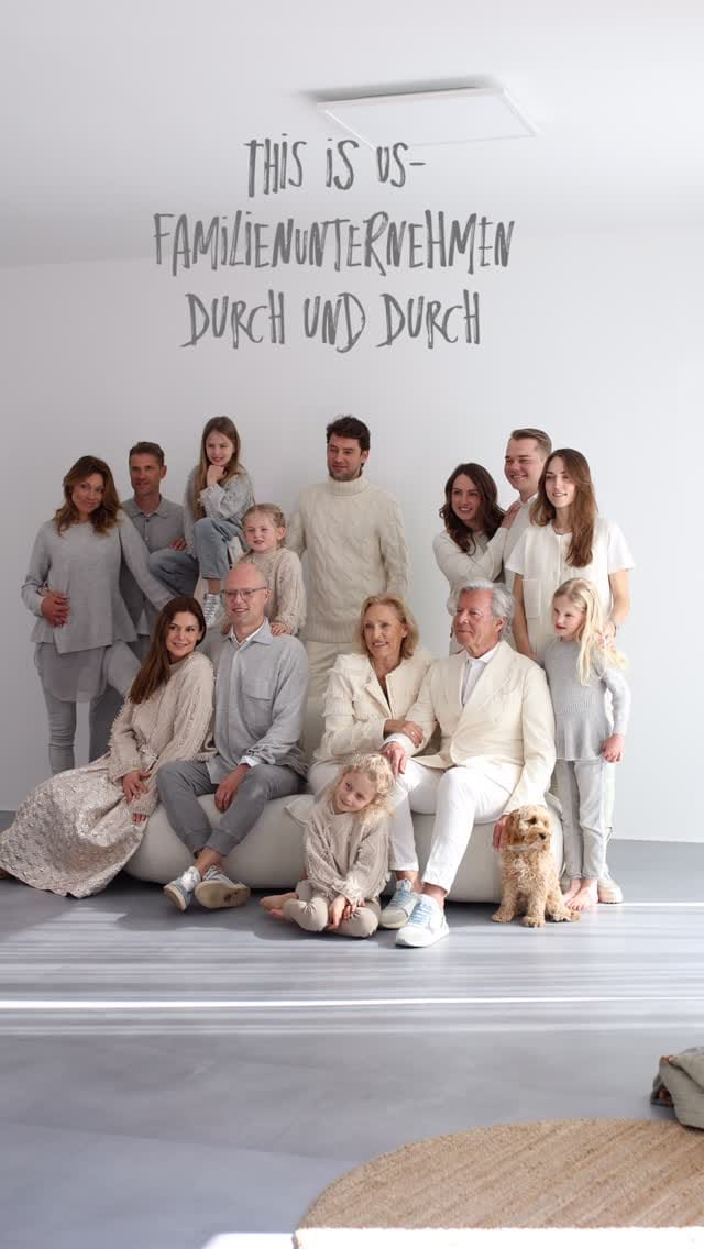 Post 10 by LABEL KITCHEN on Instagram (video)