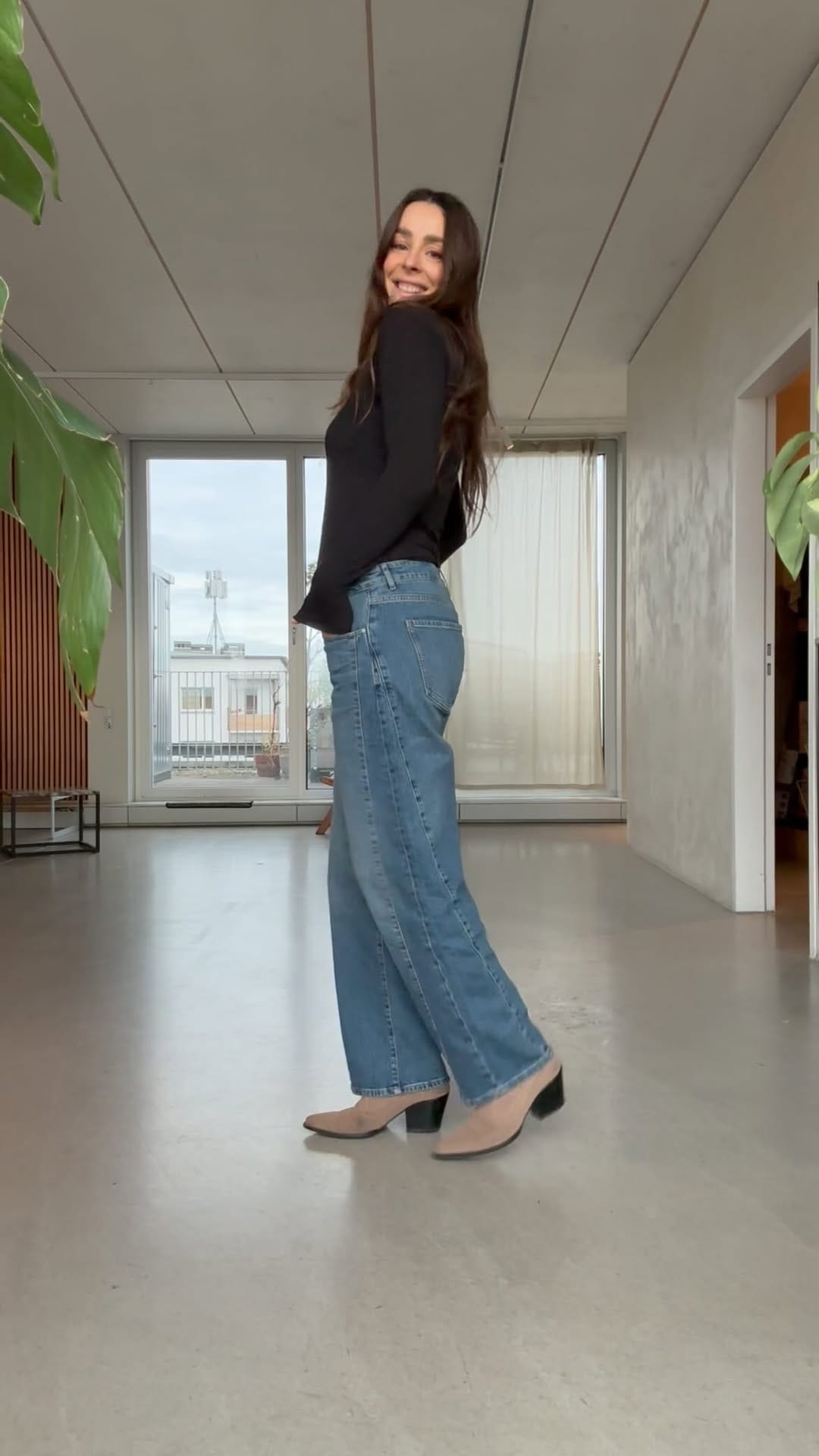 Post 2 by DAWN Denim on Instagram (video)