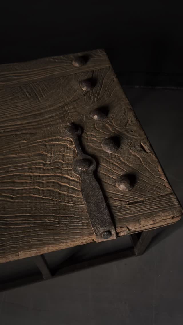 Post 9 by Mo’s Interior Art I Maria Meyland on Instagram (video)