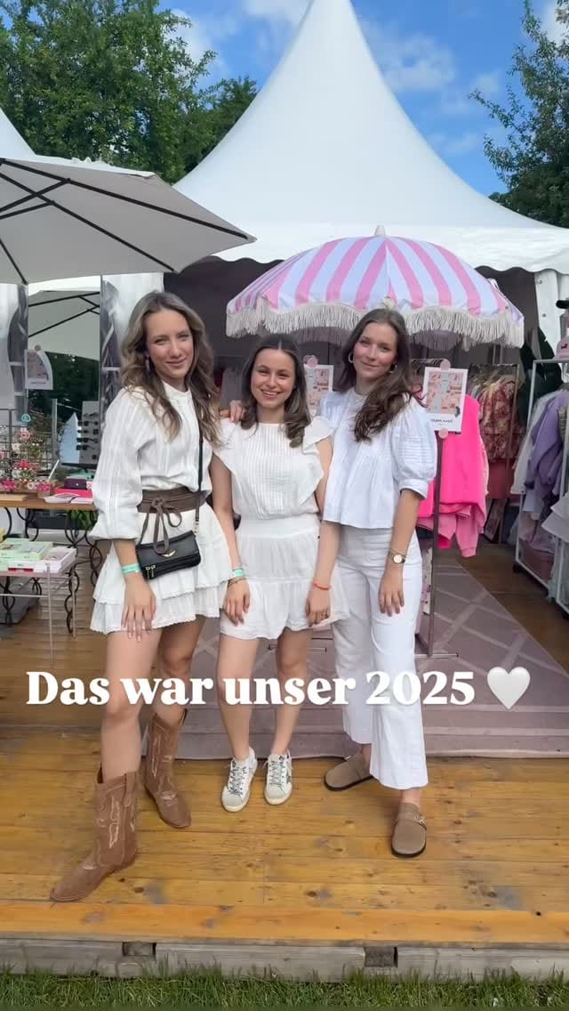 Post 4 by Room Nine Concept Store on Instagram (video)