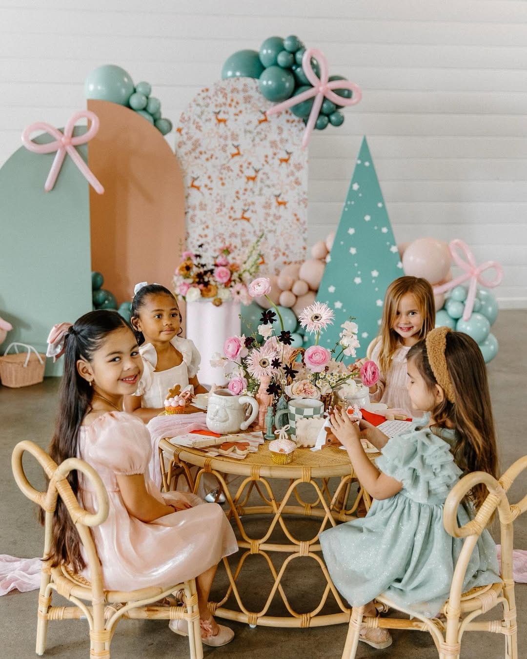 Post 5 by Boho Babes on Instagram (carousel)