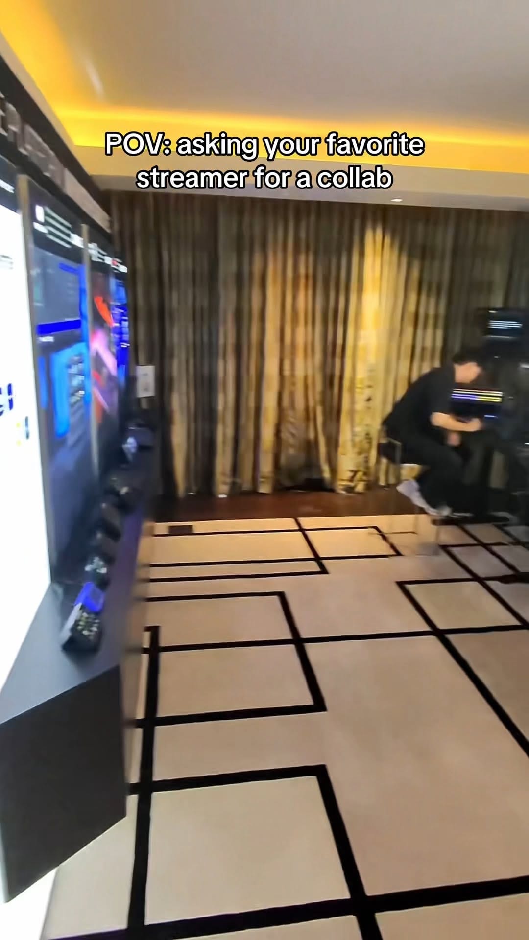 Post 7 by elgato on Instagram (video)