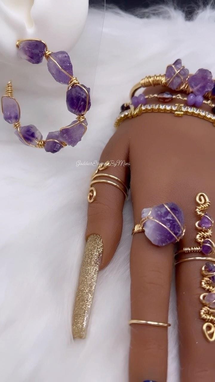 Post 8 by ✨Goddess Essence✨ on Instagram (video)