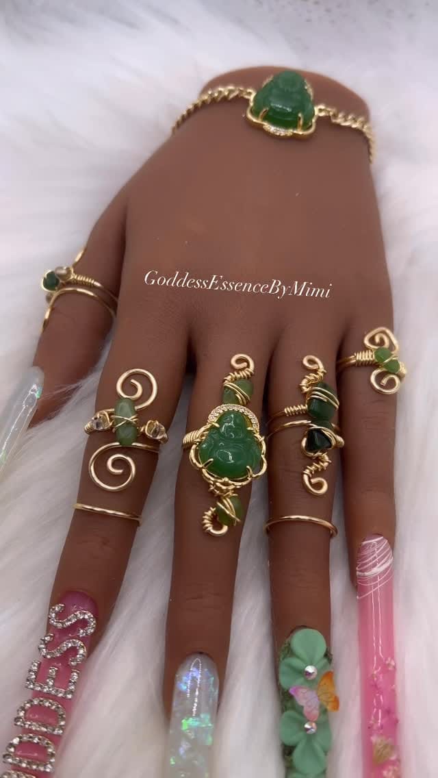 Post 7 by ✨Goddess Essence✨ on Instagram (video)