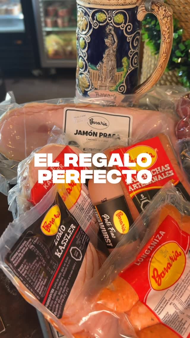 Post 7 by La Rotiseria on Instagram (video)