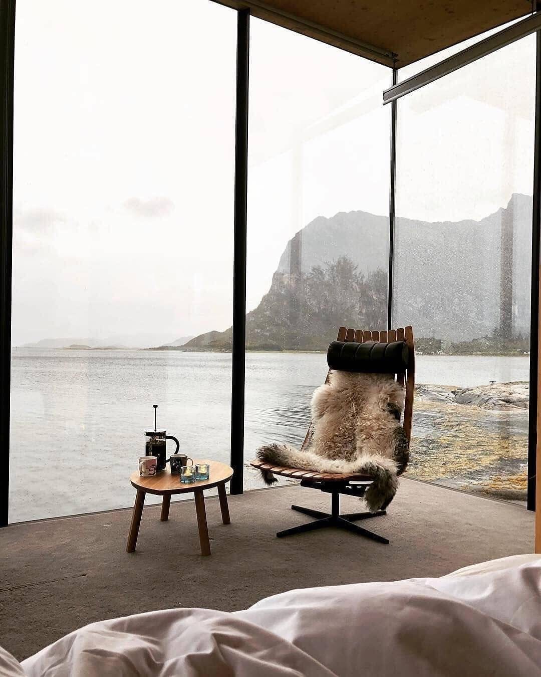 Post 1 by Everything Home on Instagram (image)