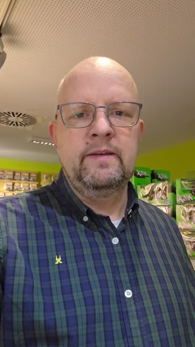 Post 10 by Modellautos-Dresden on Instagram (video)
