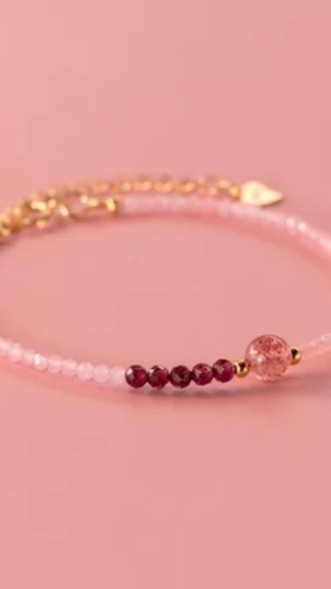 Post 3 by Celuna Crystal and natural stone Jewelry• on Instagram (video)