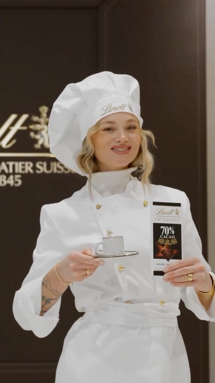 Post 7 by Lindt Chocolate Germany on Instagram (video)
