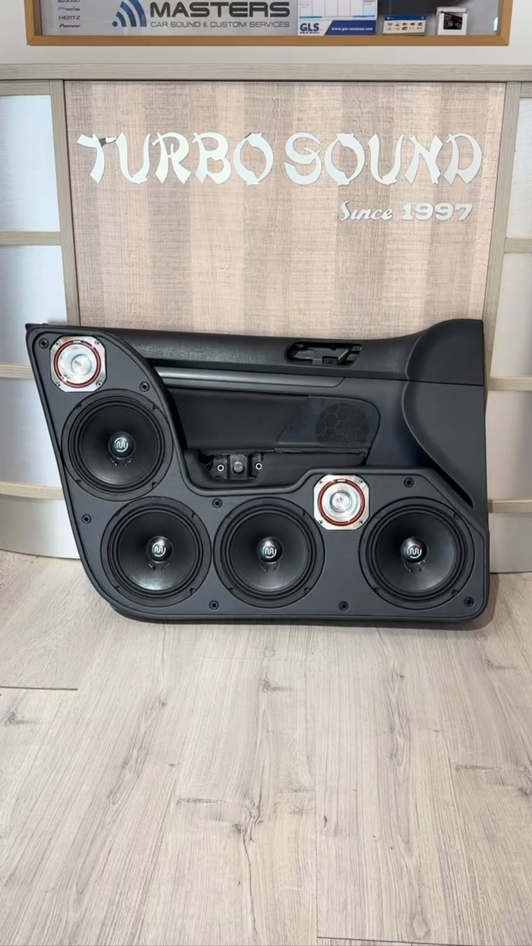 Post 10 by 🇮🇹TURBOSOUND🇮🇹 on Instagram (video)