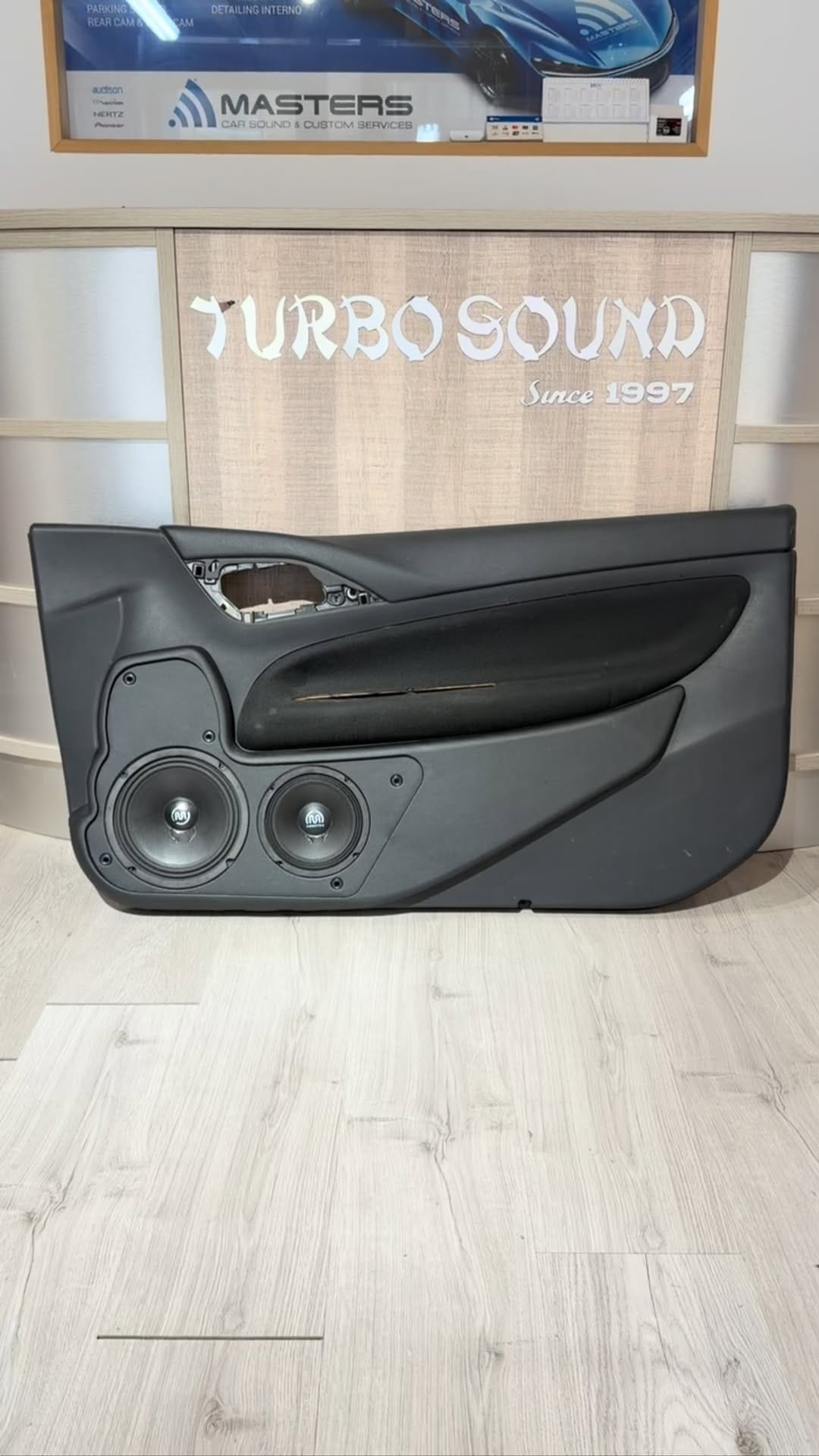 Post 2 by 🇮🇹TURBOSOUND🇮🇹 on Instagram (video)
