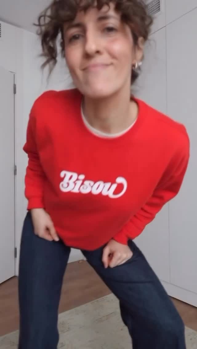 Post 4 by Le Mot on Instagram (video)