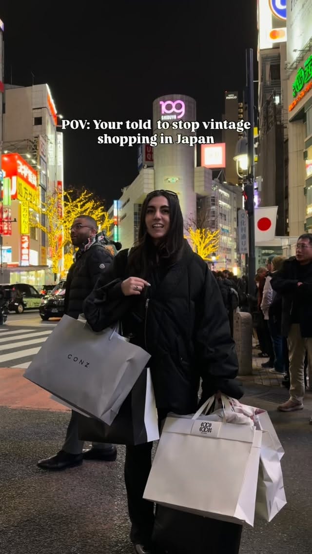 Post 6 by Fashionfouvintage on Instagram (video)