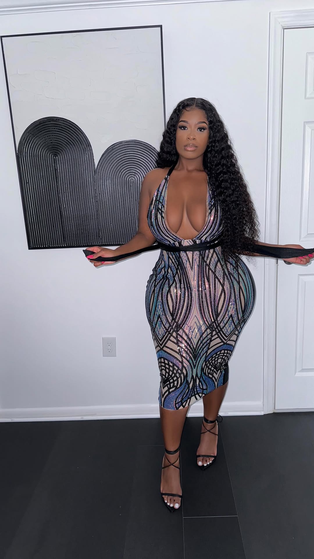 Post 5 by Blaq Velvet on Instagram (video)