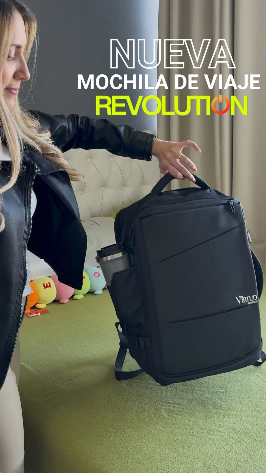Post 10 by 👜Mochilas | Carteras | Bolsos on Instagram (video)