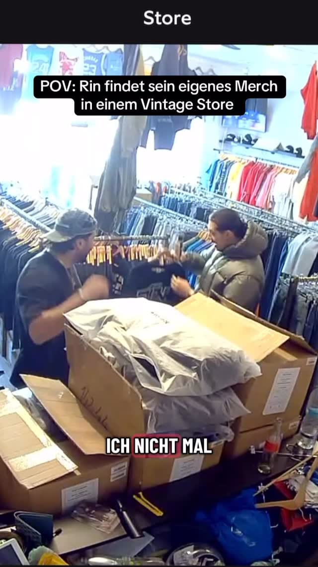 Post 3 by Vice Vintage Selection on Instagram (video)