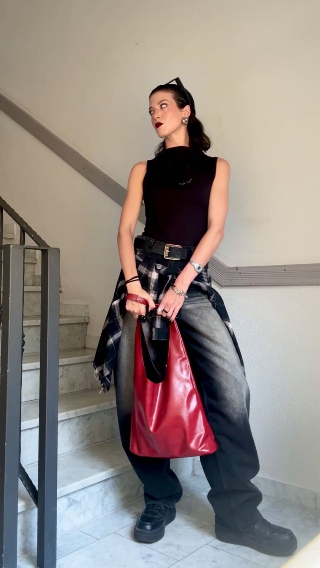 Post 4 by BÁRBARA CEA on Instagram (video)