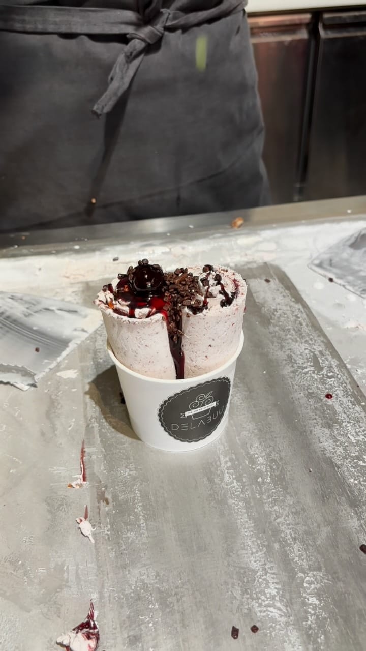 Post 7 by DELABUU Ice Cream Scrolls on Instagram (video)